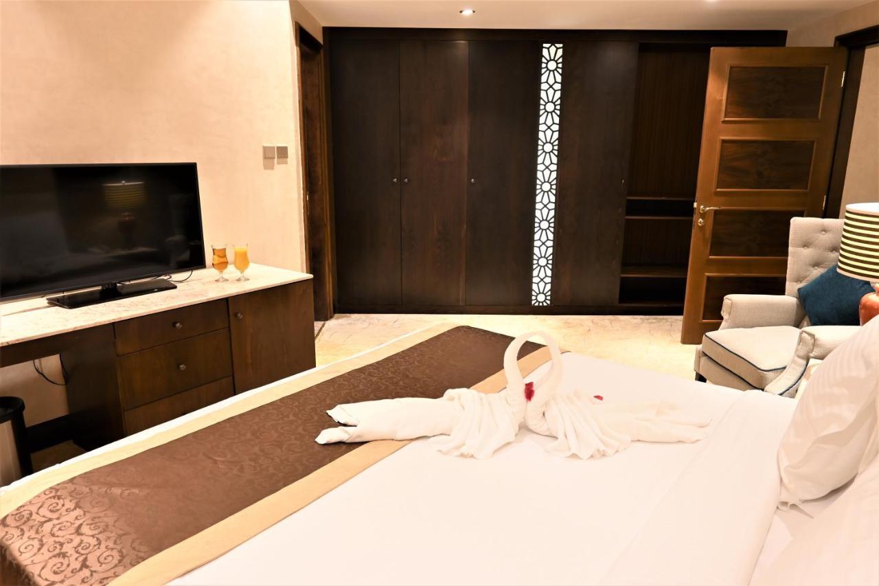 Crystal Plaza Al Majaz Hotel Şarja Dış mekan fotoğraf