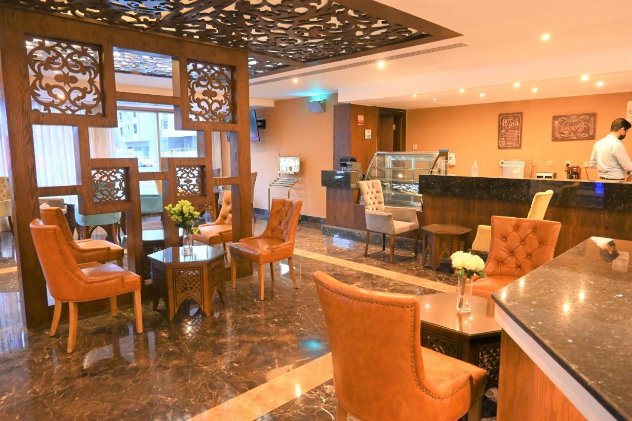 Crystal Plaza Al Majaz Hotel Şarja Dış mekan fotoğraf